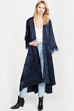 10 Stylish Coats and Jackets for Women with Big Arms 6 Navy blue kimono with feathers