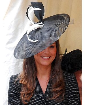Kate Middleton’s Fascinator Hats — 8 Looks to Love 3 Kate's Hat 2