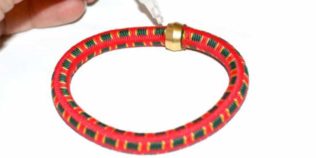 homemade bungee chord bracelet