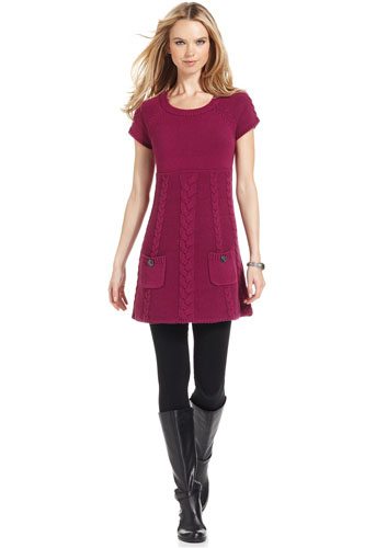 Breathe New Life Into Your Old Boots with these Game-Changing Outfits 5 Cap Sleeve Cable Knit Tunic