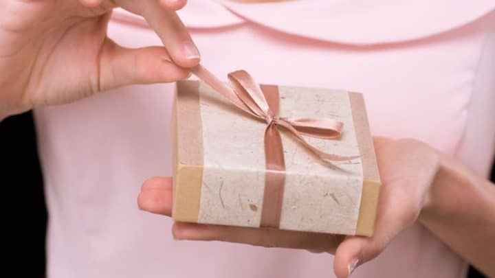 10 Best Beauty Gift Sets $60 and Under