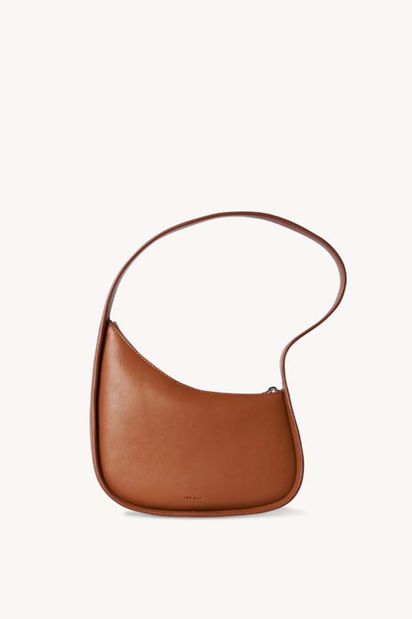 Bad Fashion Flashback: The Olsen Twins' $55k Pill Purse 2 Half-moon bag by The Row.