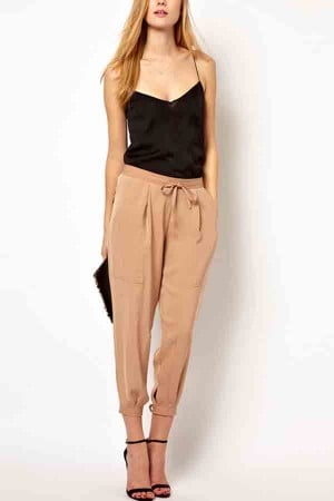 Mom Chic: Easy Chic Looks for New Moms 6 SOURCE