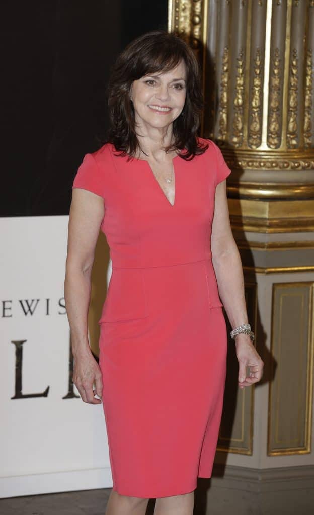 Style Tips To Steal From Celebrities Over 60 7 "Lincoln" Madrid Photocall