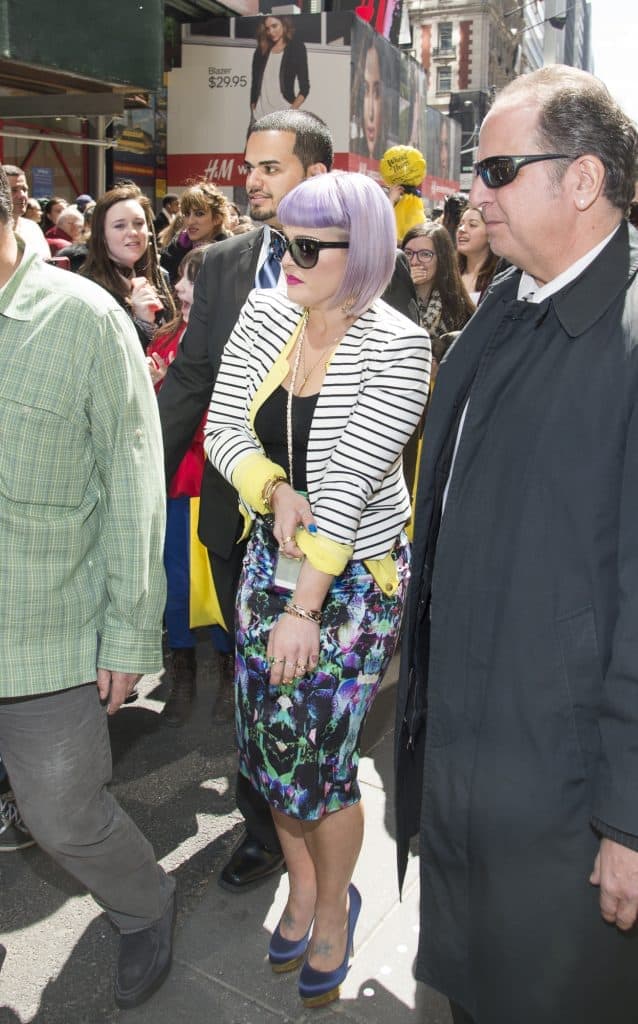 Kelly Osbourne: Steal Her Style 8 Kelly Osbourne Debuts Wheat Thins "Popped" in New York City on April 9, 2014