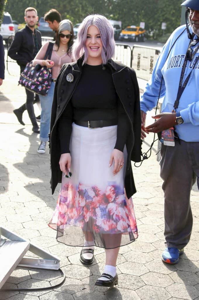 Kelly Osbourne: Steal Her Style 1 Kelly Osbourne Sighted on the Set of "Extra" on January 14, 2016
