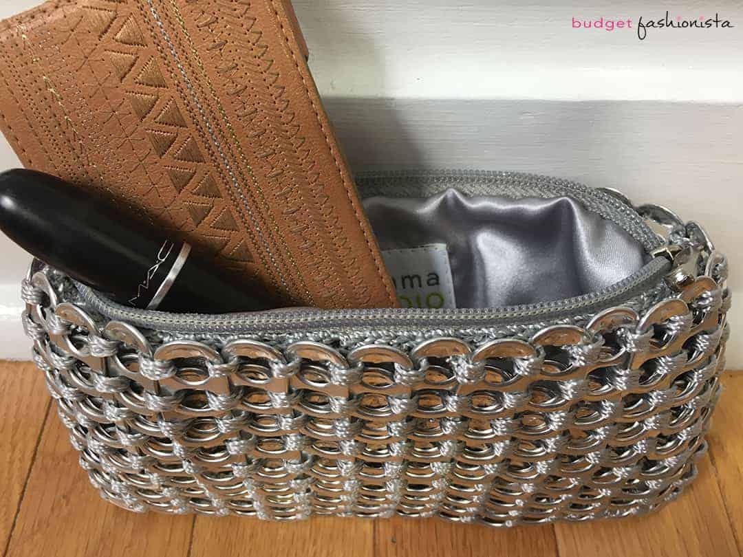 sustainable fashion - escama clutch bag made of post-consumer pulltabs