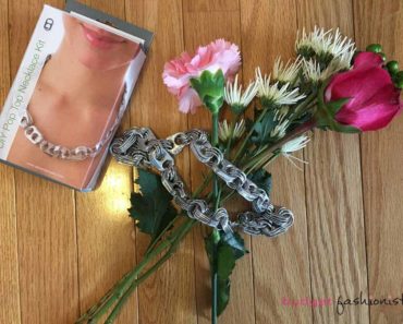 sustainable fashion - DIY necklace kit made from post-consumer pulltabs