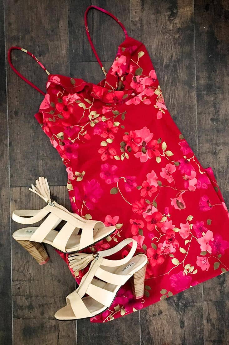 SSh-oes: The Simple Solution to Loud Heels 3 Sshoes are the solution to loud heels. Here, they're styled with a floral summer dress.
