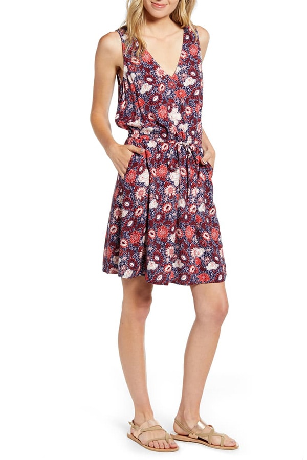 Floral v neck dress with tie waist 