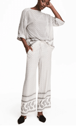 Flowy, casual wide-legged pants for the pool