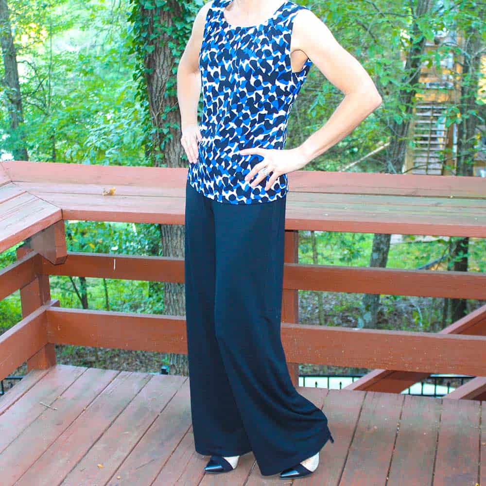 Black, wide-legged pants outfit
