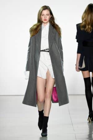 5 style lessons from the taoray wang fall/Winter '18 collection 5 Runway model wearing gray trenchcoat and white shirt dress