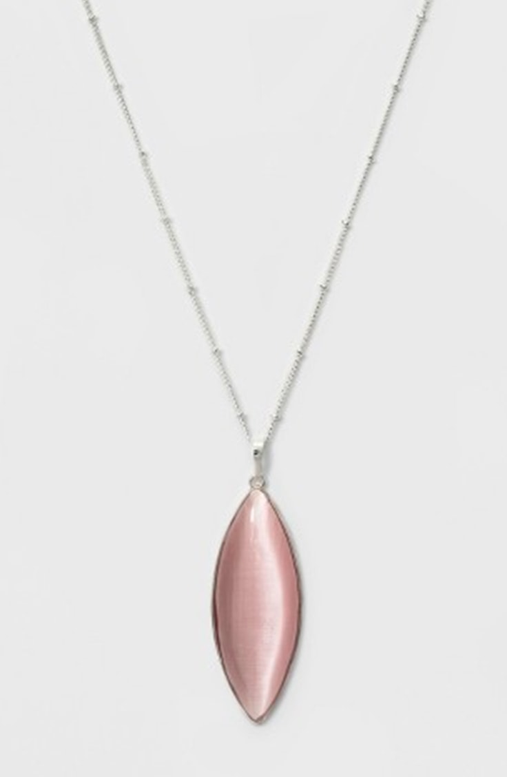 Necklace with pink cateye-shaped pendant 