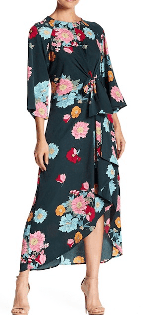 This Dress Flatters Almost Universally: 5 Picks to Wear Right Now 5 Long, floral tie-front dress