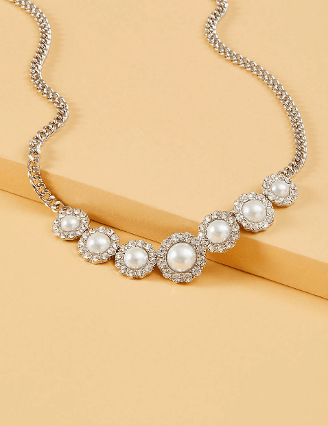 Fake pearl statement necklace