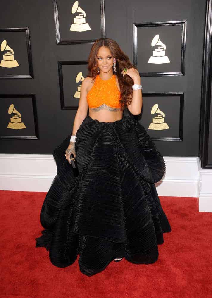 grammy fashion - rihanna in two-piece, crop top ensemble for the 2017 Grammys