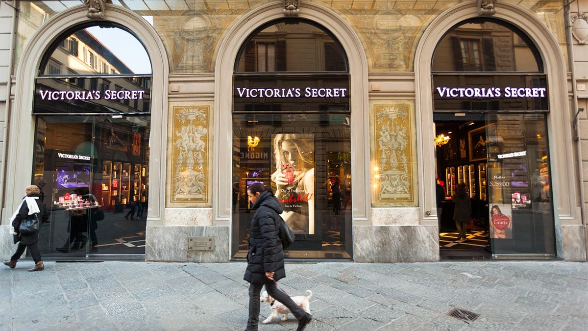 Exterior of Victoria's Secret store