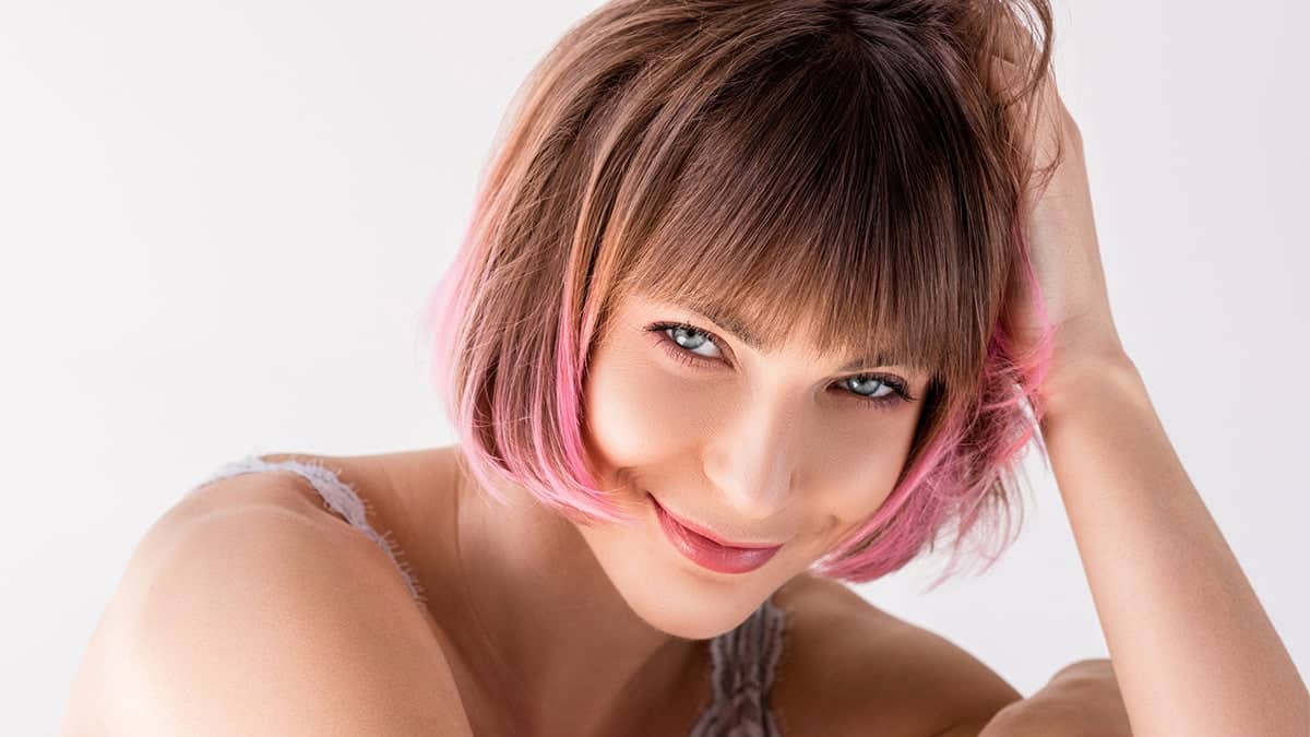 Woman with latest hair color trends