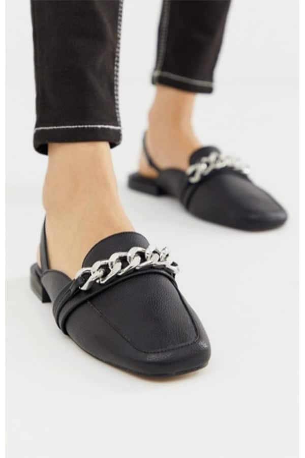 Loafers with chain accent 