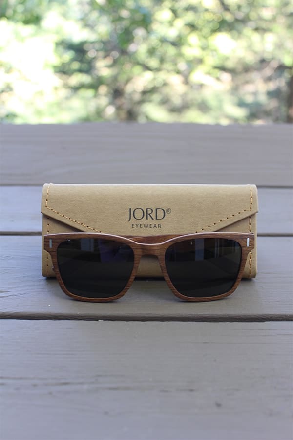 Super Chic Fall Accessories (& How to Pick Them) 1 Jord wood frame sunglasses