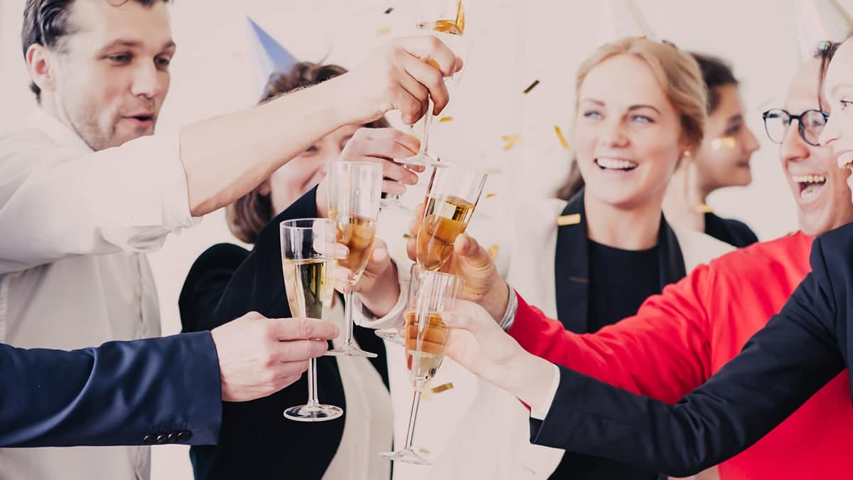 what to wear to a work holiday party 1