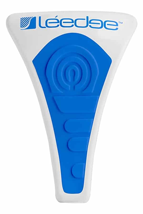 Le'Edge exfoliating tool