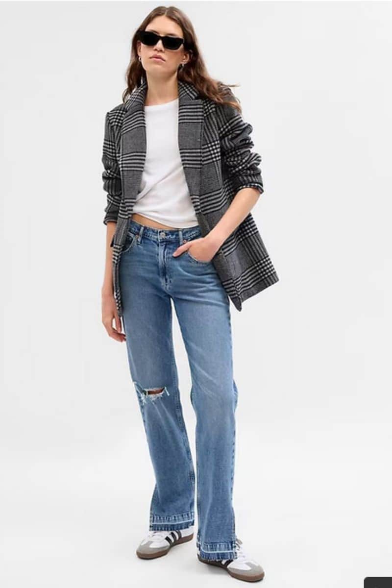 Fall Clothing Checklist: 9 Trendy Pieces You Need 4 Model wears oversized, checked blazer from Gap.